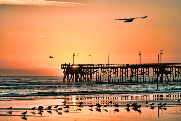 Sunrise at Daytona Beach Pier